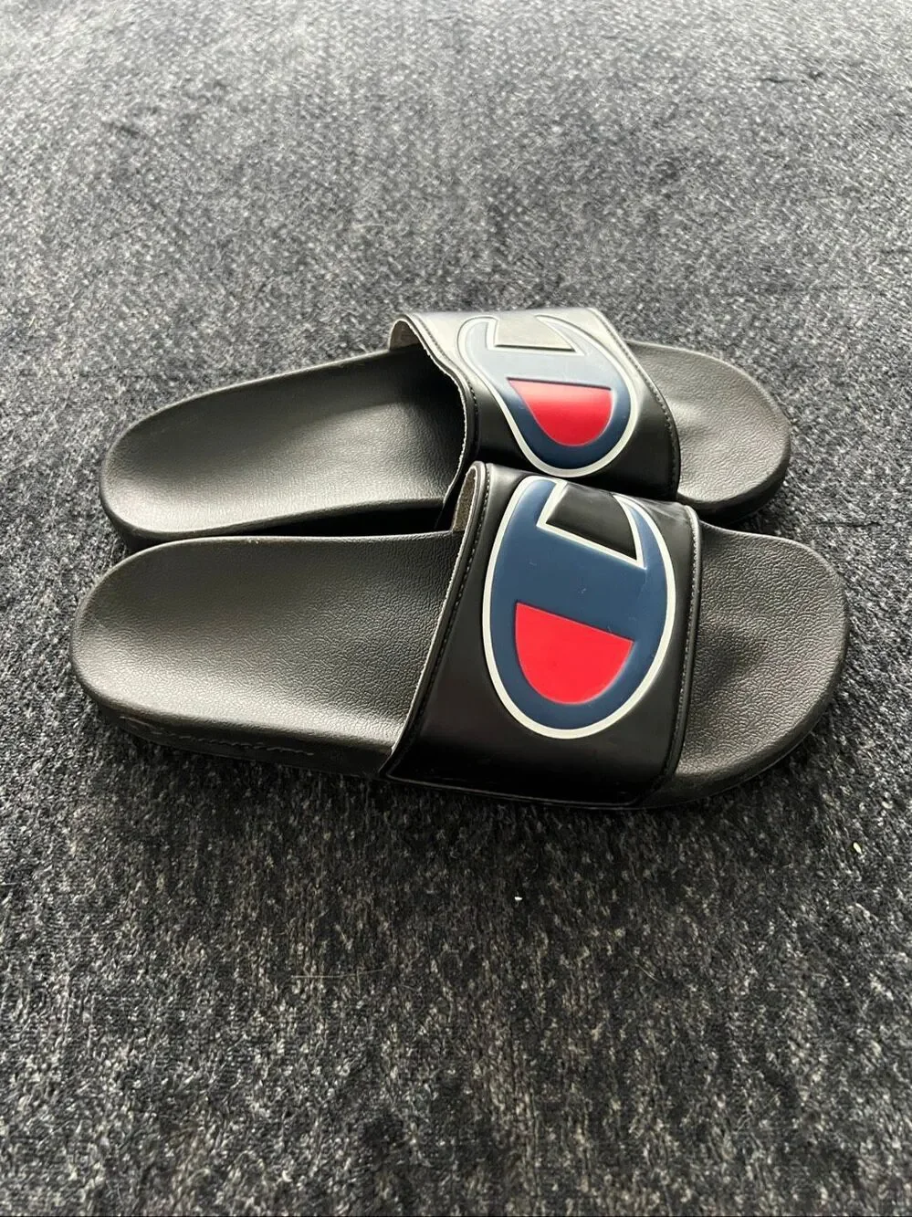 Men’s Champion Logo Slides size 10